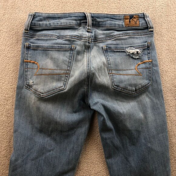 American Eagle Womens Jeans Size 2 Slim Straight Jeggings Distressed Blue Denim - Picture 10 of 15